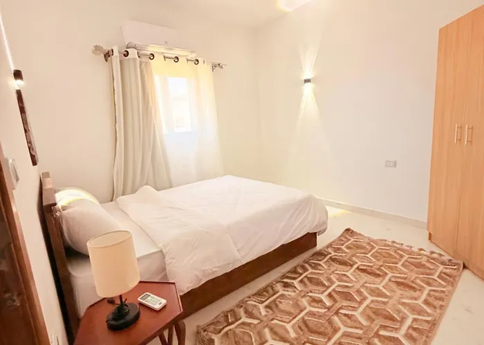 Apartment Alaya *